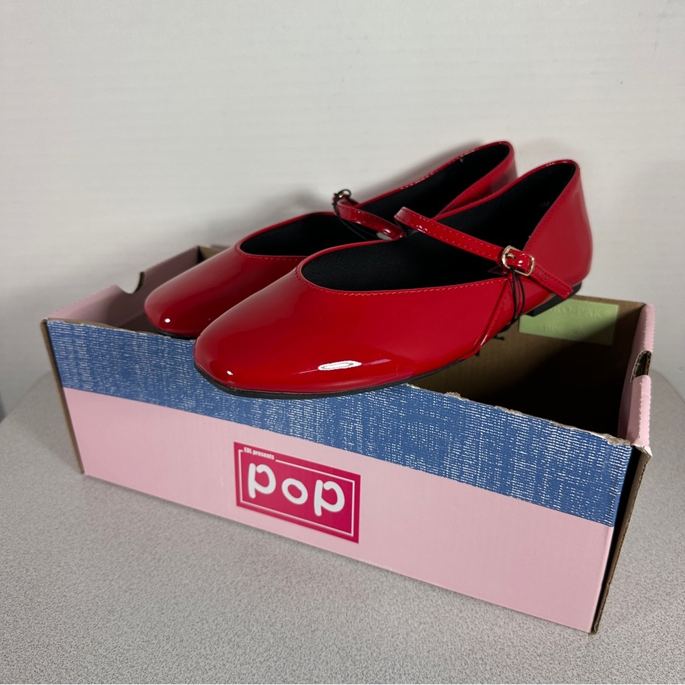 Pop Womens Red Faux Patent Leather Round Toe‎ Mary Jane Shoes - Picture 6 of 6